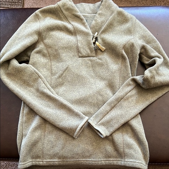Eddie Bauer Sweaters - Women’s Eddie Bauer Sweater, Size M